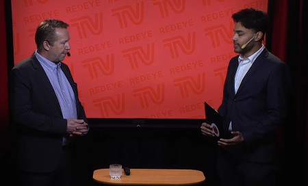 Ola Sandborgh deltar på Redeyes presentation.